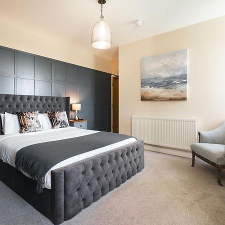 Rooms At The Dressers Arms Чорли Экстерьер фото