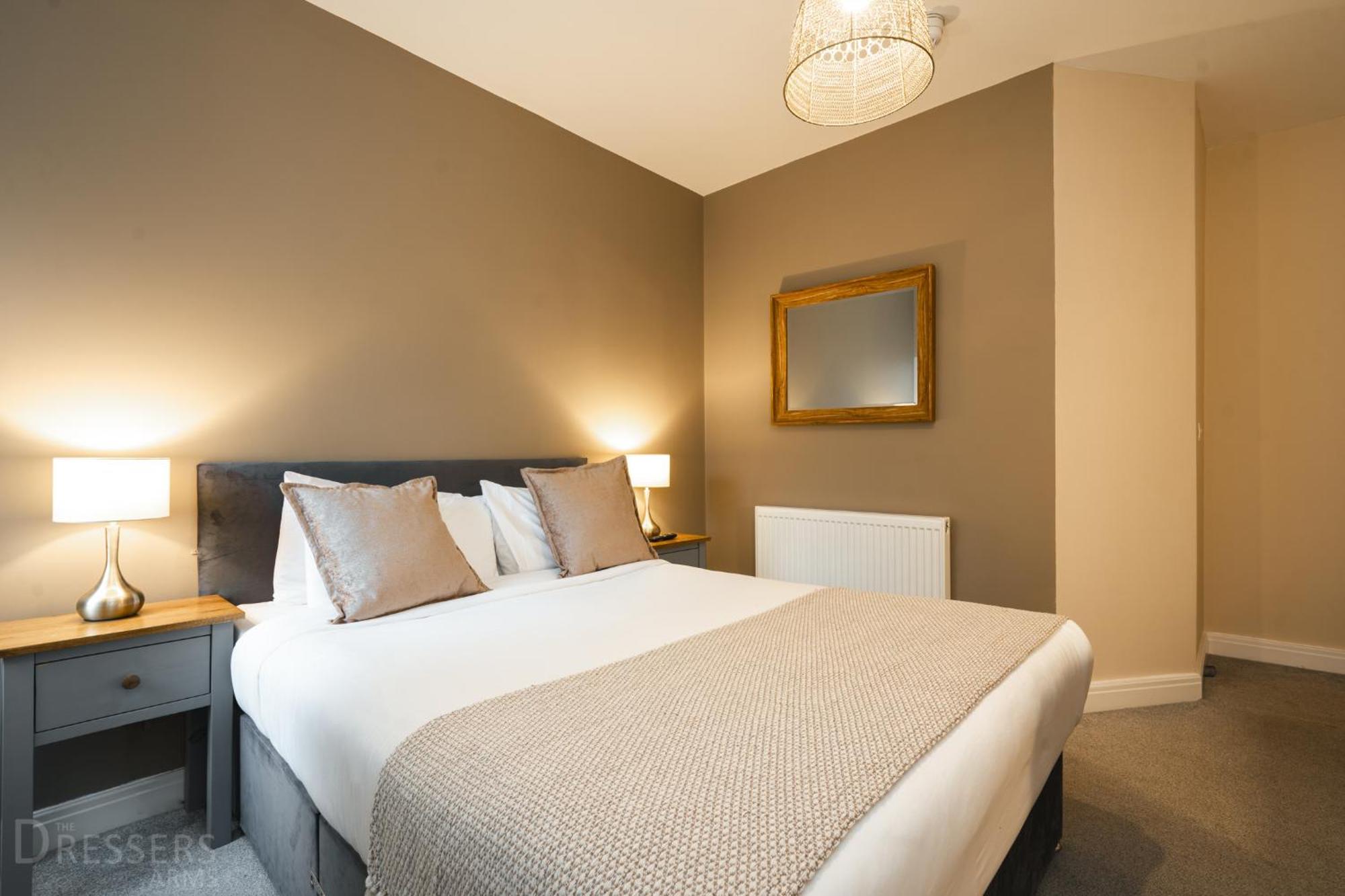 Rooms At The Dressers Arms Чорли Экстерьер фото