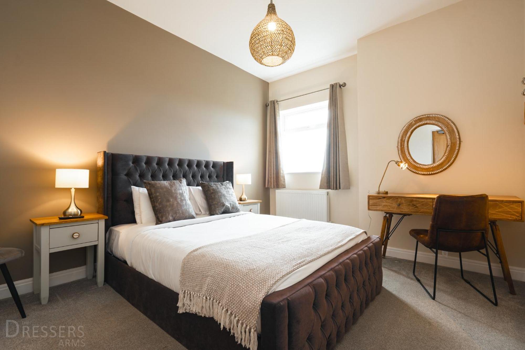 Rooms At The Dressers Arms Чорли Экстерьер фото