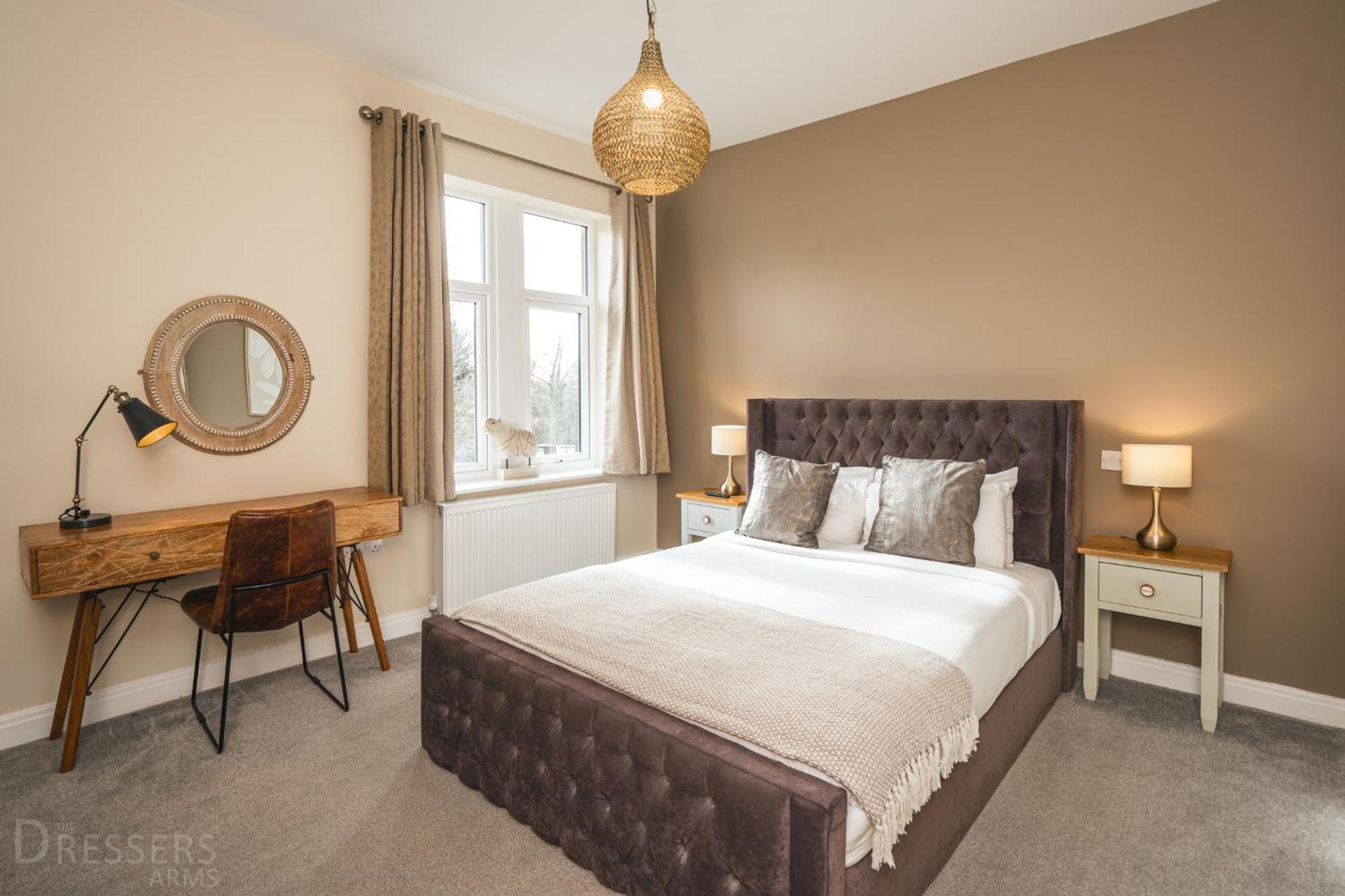 Rooms At The Dressers Arms Чорли Экстерьер фото