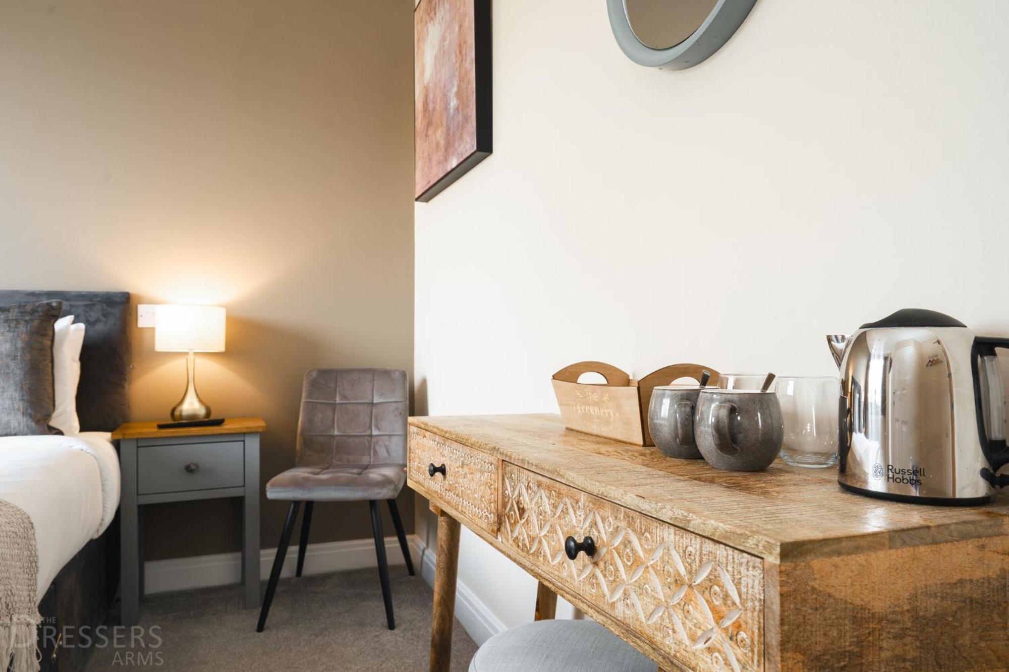 Rooms At The Dressers Arms Чорли Экстерьер фото