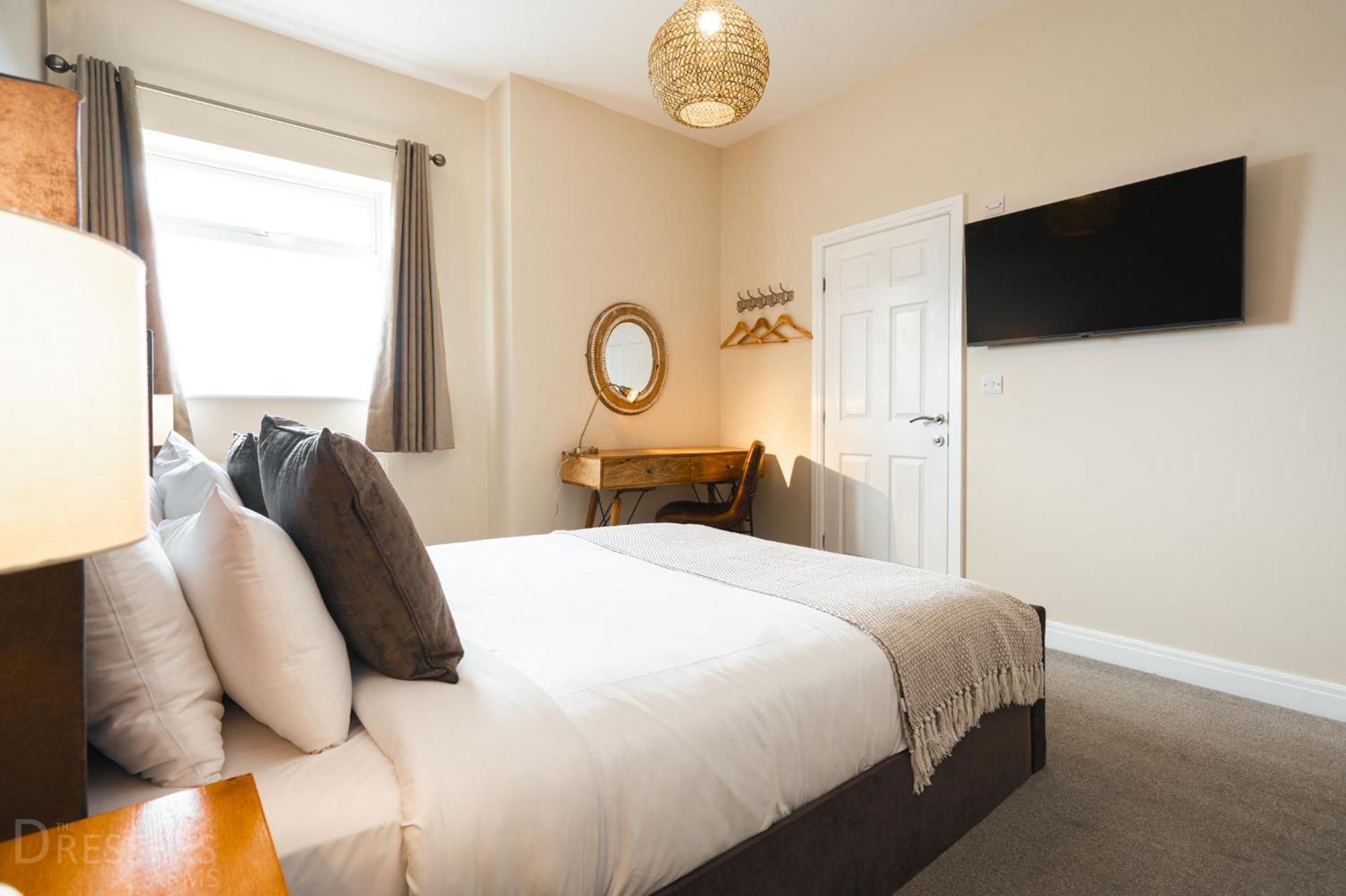 Rooms At The Dressers Arms Чорли Экстерьер фото