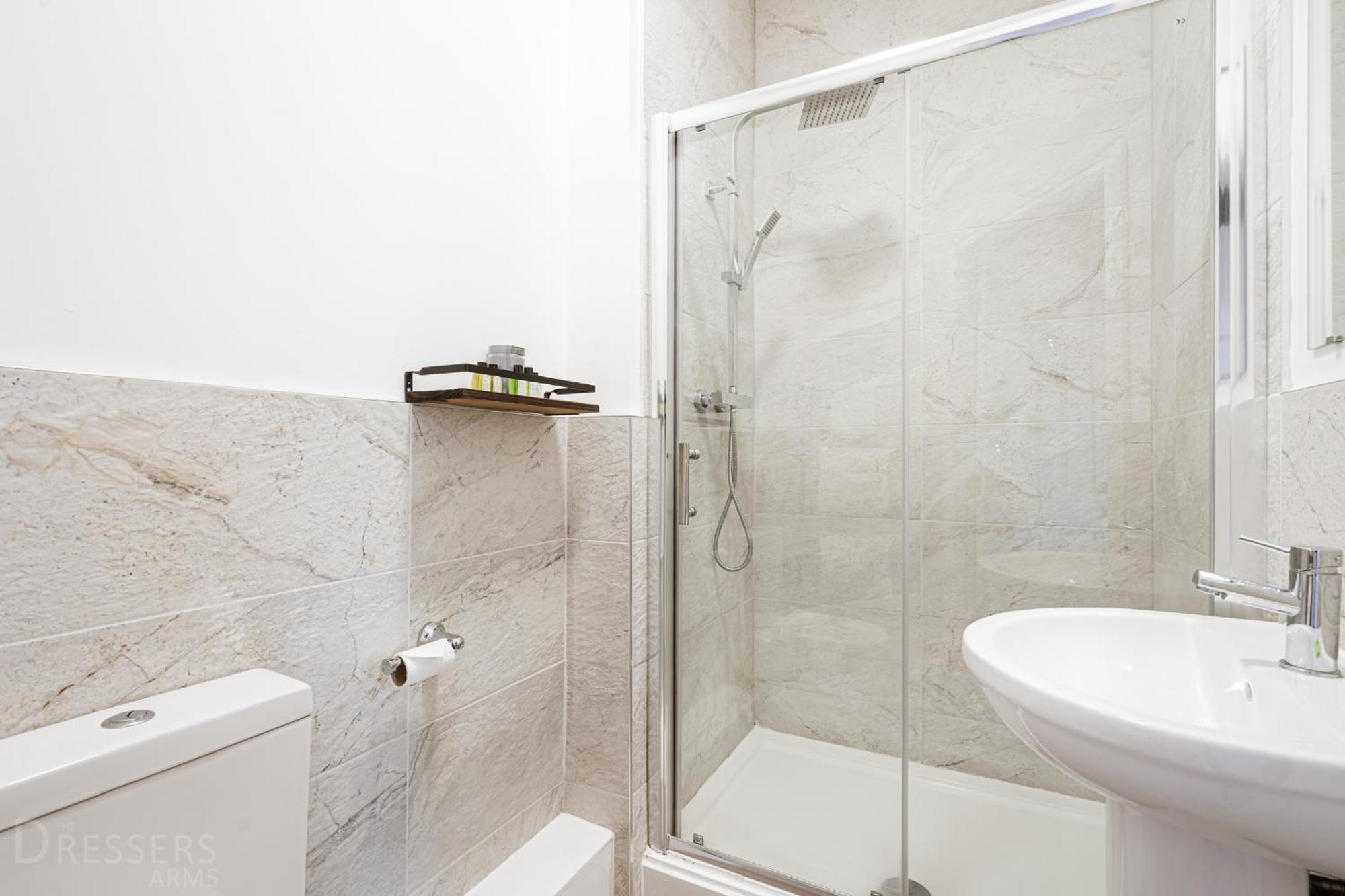 Rooms At The Dressers Arms Чорли Экстерьер фото
